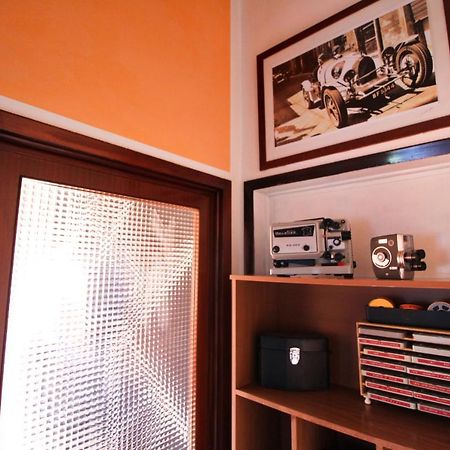 The House To The Walls Sienne Extérieur photo