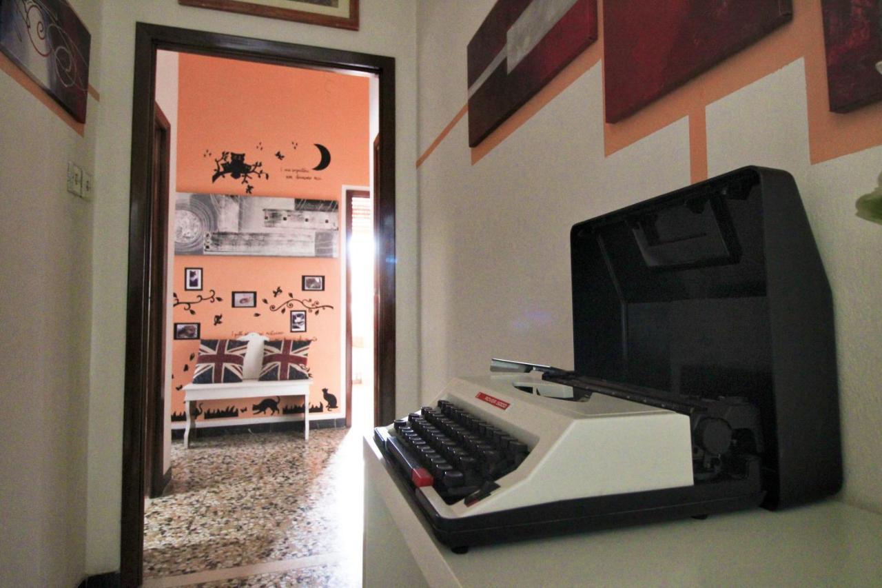 The House To The Walls Sienne Extérieur photo