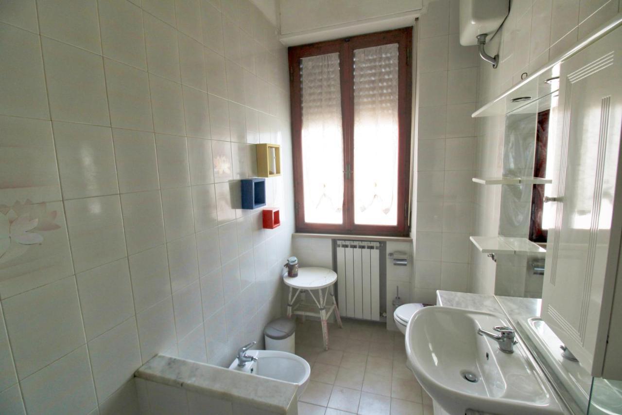 The House To The Walls Sienne Extérieur photo