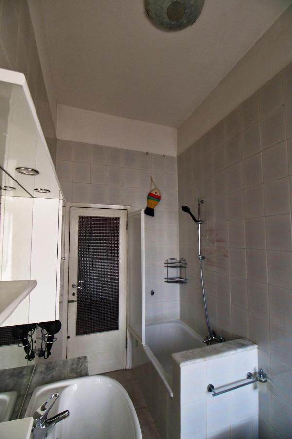 The House To The Walls Sienne Extérieur photo